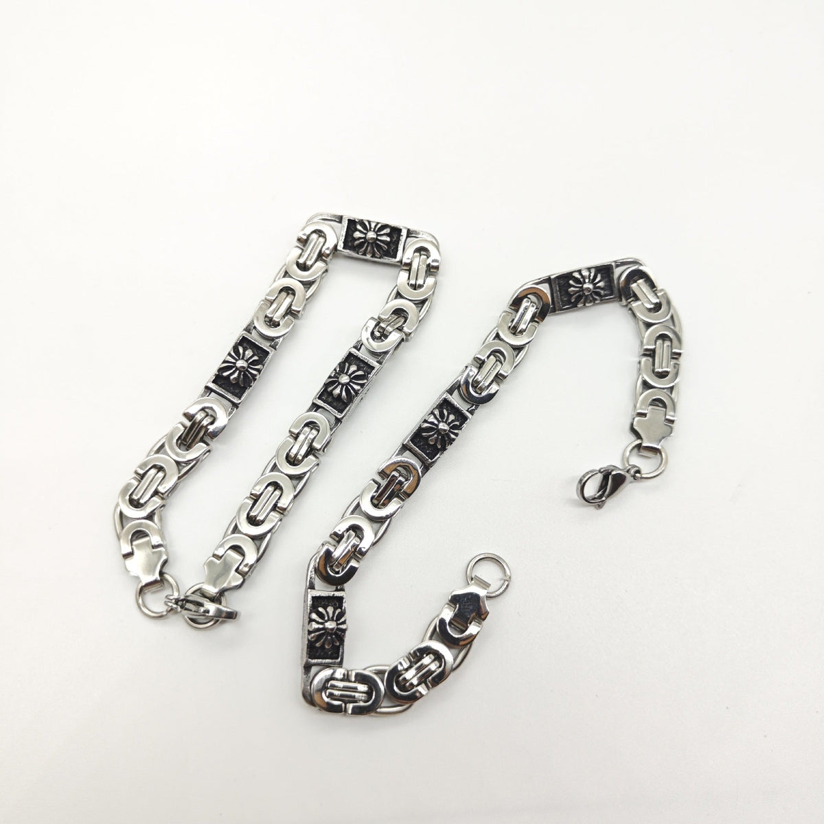 Chrome Hearts stainless steel flat link chain scout flower bracelet